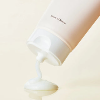 Beauty of Joseon Apricot Blossom Peeling Gel 100mL, a gentle cleansing gel with apricot blossom extract for smooth skin.