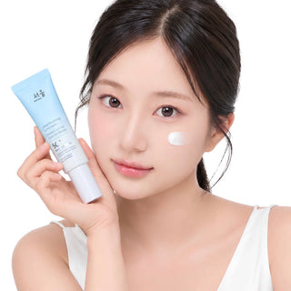 Seul Kare Ultra Soothing Sunscreen SPF 50+ bottle with pump, designed for gentle, zero cast sun protection in a sleek container.