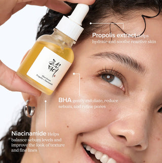 Beauty of Joseon Glow Serum with Propolis and Niacinamide in a sleek glass bottle, featuring a dropper for easy application.