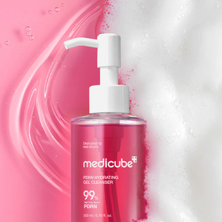 Medicube PDRN Hydrating Gel Cleanser 200mL, clear gel with gentle cleansing action, suitable for skincare and hydration.