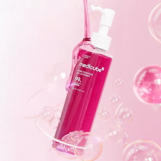 Medicube PDRN Hydrating Gel Cleansing Gel in 200mL pump bottle, showing the product label and packaging.