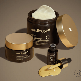 Medicube Deep Vita C Capsule Cream in a 55g jar, featuring a smooth, nourishing cream with vitamin C for radiant skin.