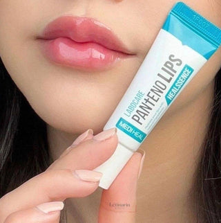 Mediheal Labocare Pantenolips Healssence lip balm tube with clear label and applicator tip, designed for nourishing and healing lips.