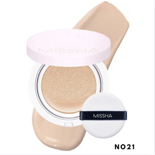 MISSHA Magic Cushion Cover Lasting foundation in 15g, compact with a sponge applicator and a smooth, even-toned face makeup finish.