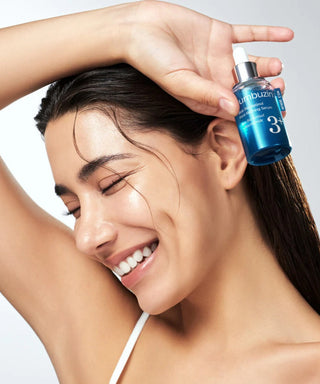 Numbuzin No.3 Blue Bio-Retinol pore refining serum bottle with pump dispenser, displayed on a neutral background.