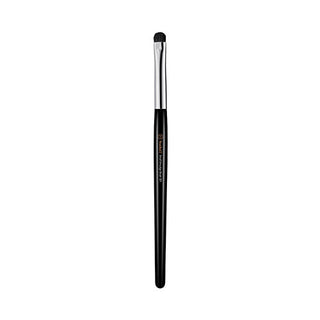 Studio 17 Small Smudge Brush 321 for makeup application, featuring soft bristles ideal for blending eyeshadow.