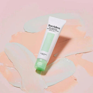 Torriden Balanceful Cica Tone-up Sun Cream SPF50+ PA++++ in a 60mL tube, with smooth cream texture and product packaging visible.